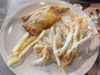 อาหาร หรือ เครื่องดื่ม