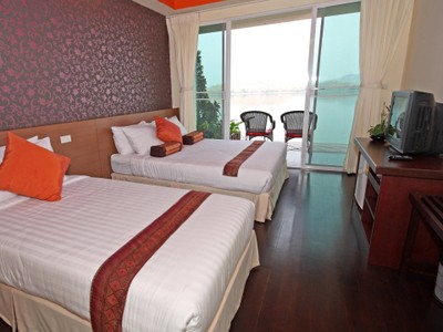 รายาบุรีรีสอร์ท