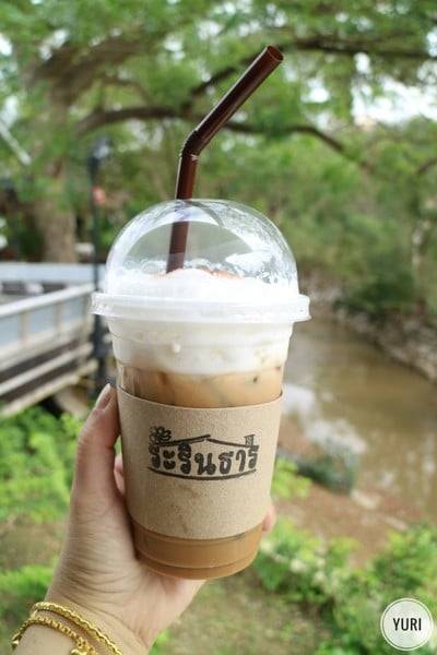 คาปูชิโนเย็น