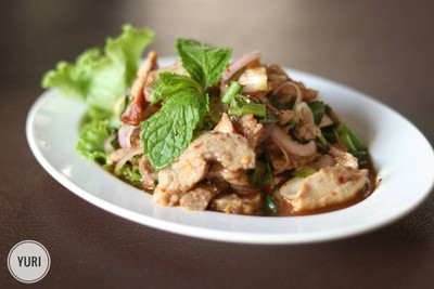 น้ำตกหมู