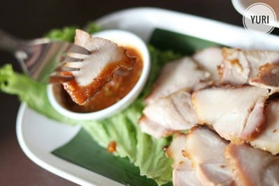 คอหมูย่าง