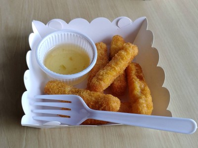 นักเก๊ตไก่ข้าวโพด