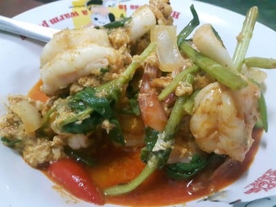 กุ้งผัดผงกระหรี่