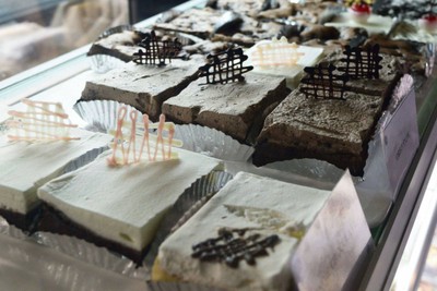 อาหาร หรือ เครื่องดื่ม