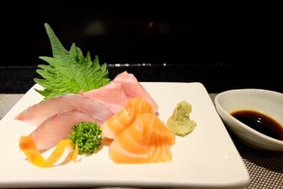Sashimi 3 อย่าง