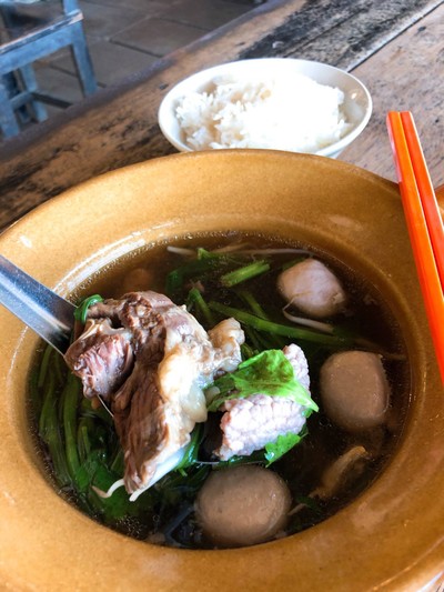เกาเหลาทุกอย่าง ไม่เครื่องใน ธรรมดา