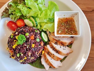 เมนูของร้าน The Salad Concept ถนนนิมมานเหมินท์