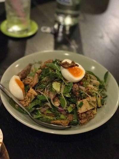 Thada Château (Café De bu) (โรงแรมธาดาชาโตว์) Thada Château (Café De bu) (โรงแรมธาดาชาโตว์)