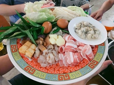 18 มงกุฎ สุกี้-ชาบู (ราม2) ดอกไม้