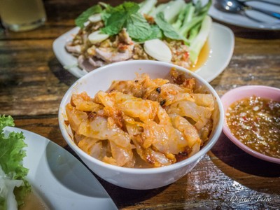 แมงกระพรุนผัดน้ำมันงา