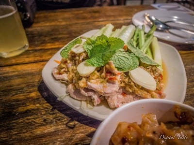 อาหาร หรือ เครื่องดื่ม