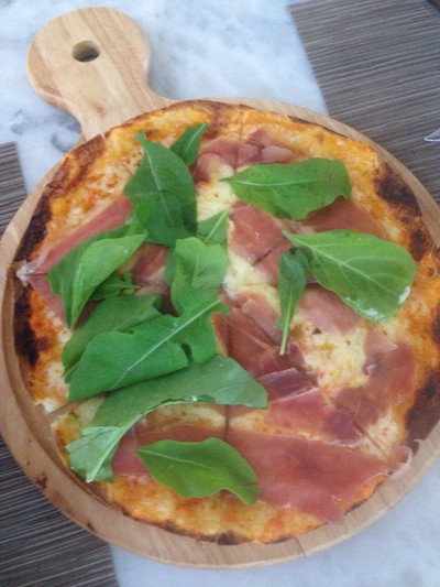 พิซซ่าหน้าพาม่าแฮม