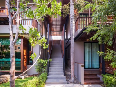 บ้านลานสวน