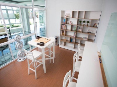 BBG Seaside Luxurious Service Apartment