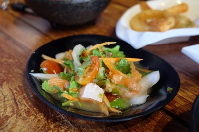 ยำแซลม่อนวาซาบิ