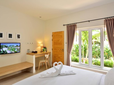 Talay Hotel & Villa