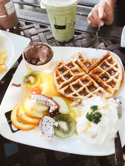DeForrest café & bakery -