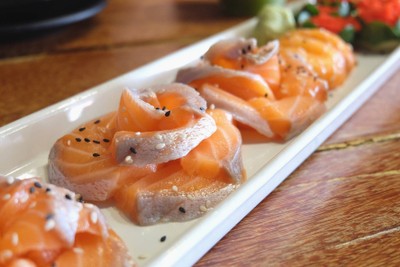 SALMON SASHIMI