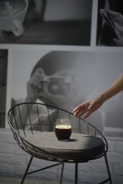 Greyhound Coffee เอกมัย