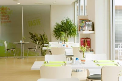 โรงแรมไอบิส กรุงเทพ สาทร