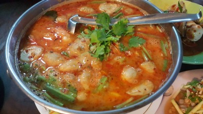 อาหาร หรือ เครื่องดื่ม