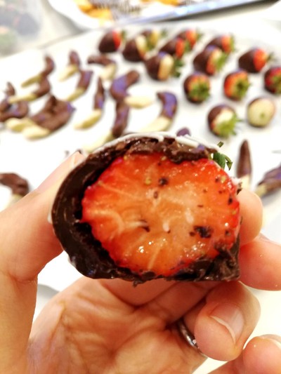 Chocolate Dipping ราคา 95  บาท