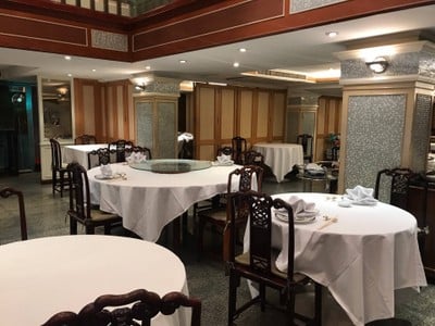 ภัตตาคาร แกรนด์ เชียงการีล่า ธนิยะ