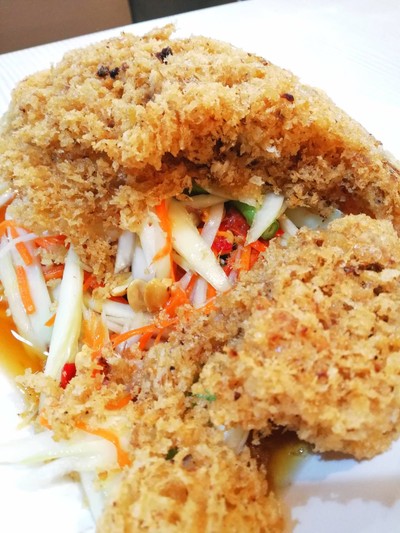 ตำปลาดุกฟู ราคา 150 บาท