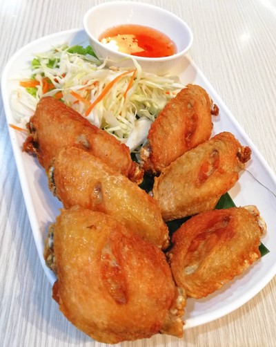 ปีกไก่ทอดราคา 120 บาท