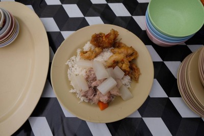 อาหาร หรือ เครื่องดื่ม