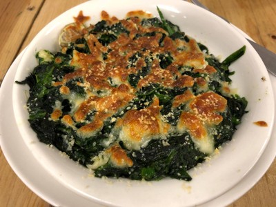 ผักโขมอบชีส