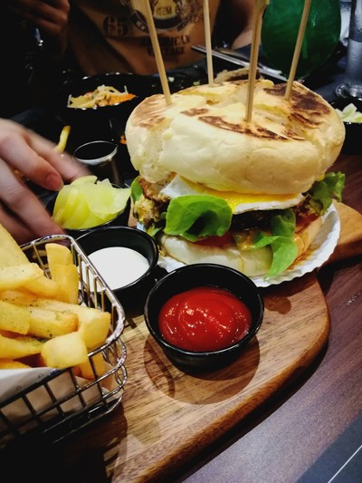 บลูโกกิเบอร์เกอร์