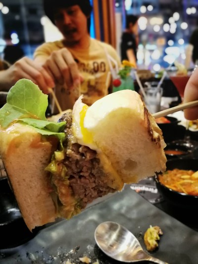 บลูโกกิเบอร์เกอร์