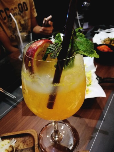 อาหาร หรือ เครื่องดื่ม