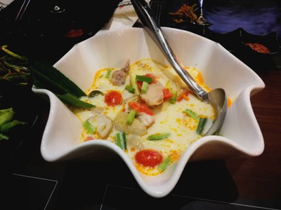 ต้มข่าไก่