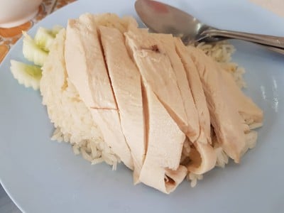 ข้าวมันไก่ไปรษณีย์ (นาซมีน) 1