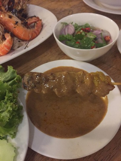 หมูสะเต๊ะ