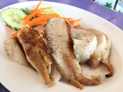 คอหมูย่าง