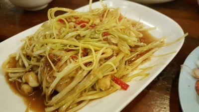 กุยช่ายขาวผัดเต้าหู้