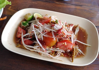 ส้มตำปลากรอบโคราช