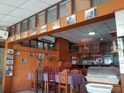 บรรยากาศ G&M German Sausage (ไส้กรอกเยอรมัน ขาหมูดอยสะเก็ด)