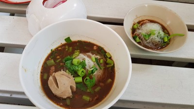 เมนูของร้าน ก๋วยเตี๋ยวเรือตาหนวด เมืองทองธานี