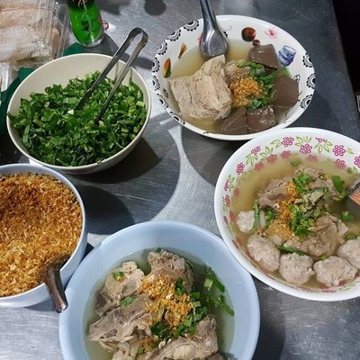 เมนูของร้าน อรษา ก๋วยเตี๋ยวปากหม้อ กังสดาล ขอนแก่น