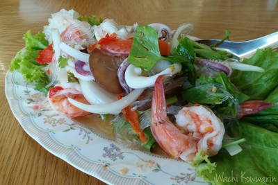 ยำวุ้นเส้น หมู กุ้ง หมึก