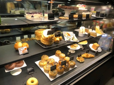 อาหาร หรือ เครื่องดื่ม