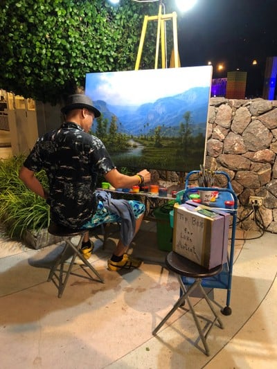 ตลาดซิเคด้า (Cicada Market)