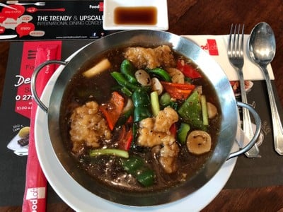 ก๋วยเตี๋ยวราดหน้าปลาเต้าซี่