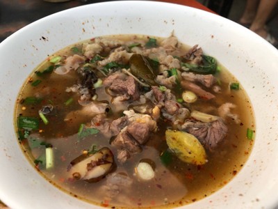 ต้มแซ่บเนื้อ