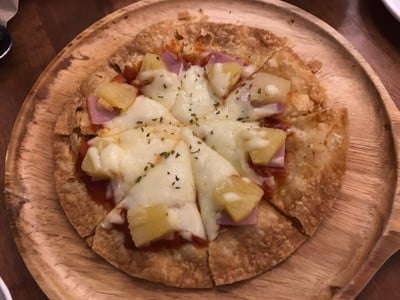 พิซซ่าฮาวายเอี้ยน