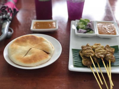 หมูสะเต๊ะ